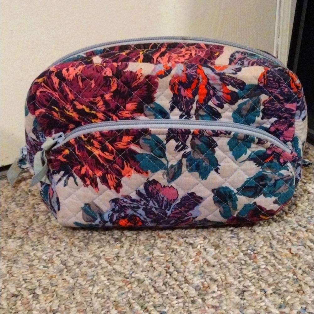 Vera Bradley cosmetic bag
